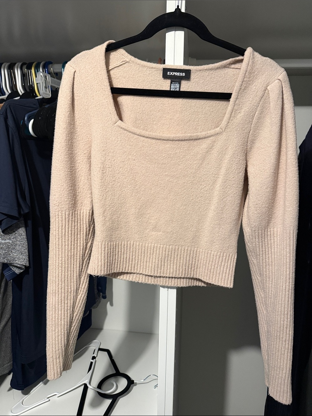 Express Women's Light Blush Square-Neck Cropped Sweater